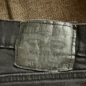 Levi's Men's black 541 Jeans